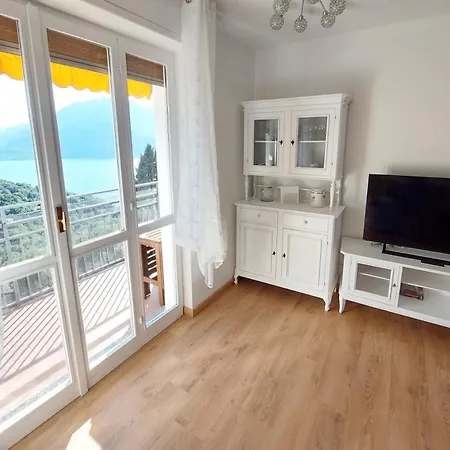 Sunset House Перледо
